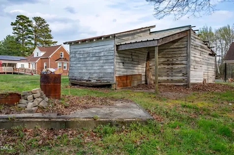 4295 Virgilina Road Roxboro NC 27574