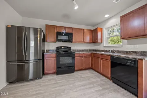 103 Taylor Court Burlington NC 27217