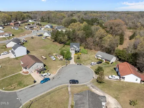 103 Taylor Court Burlington NC 27217