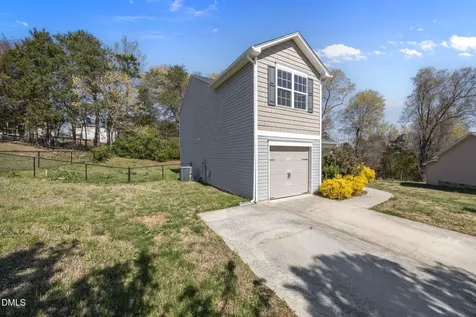 103 Taylor Court Burlington NC 27217