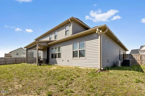 2955 Branscombe Road Fayetteville NC 28304