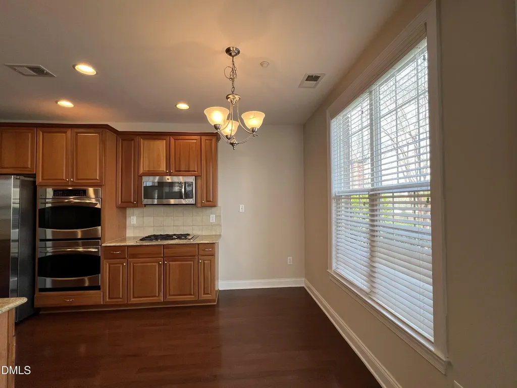9221 Calabria Drive Raleigh NC 27617