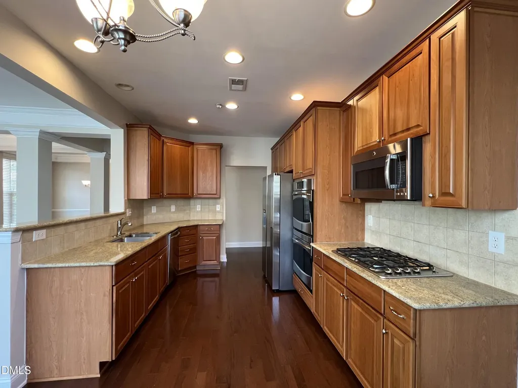9221 Calabria Drive Raleigh NC 27617
