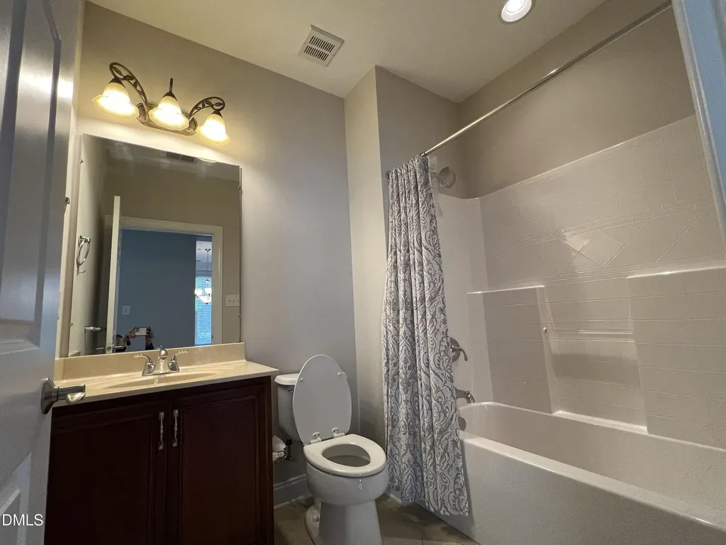9221 Calabria Drive Raleigh NC 27617