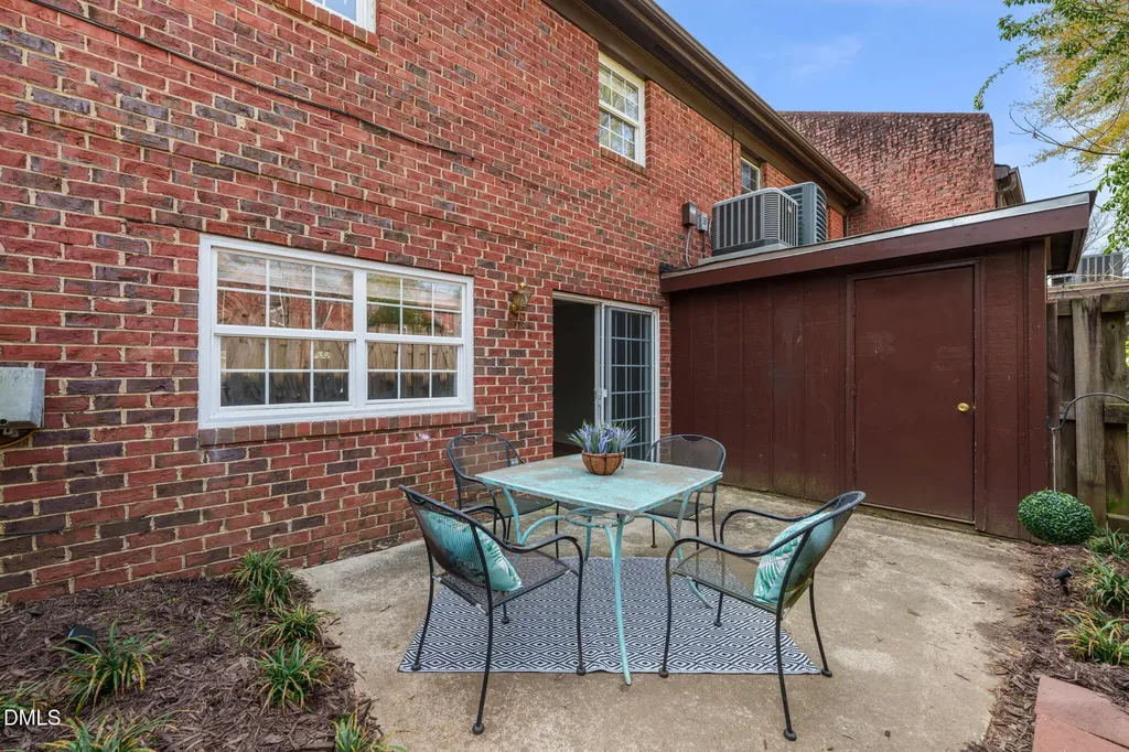 1213 Manassas Court Raleigh NC 27609