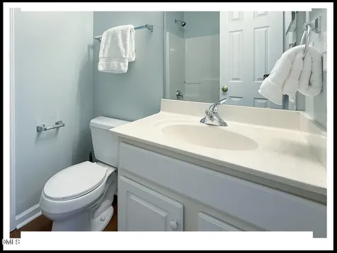 1284 Collegian Terrace Winston-salem NC 27106