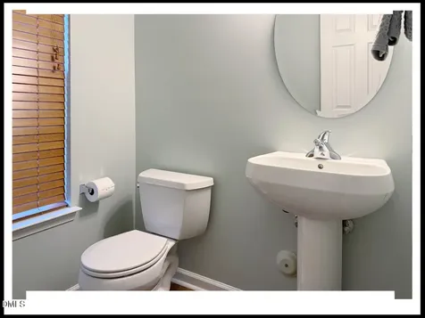 1284 Collegian Terrace Winston-salem NC 27106