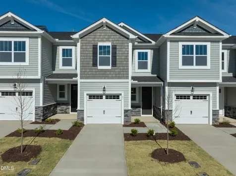 47 Ara Court Angier NC 27501