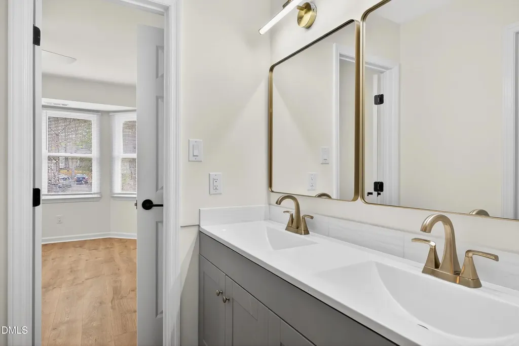 4949 Liverpool Lane Raleigh NC 27604