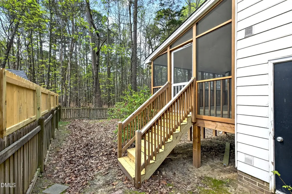 4949 Liverpool Lane Raleigh NC 27604