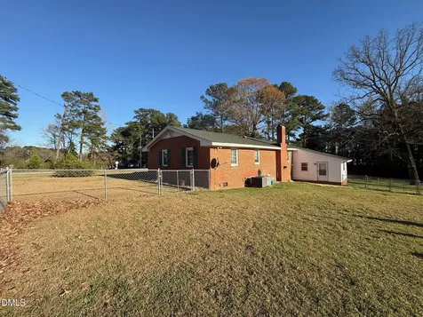 3032 Federal Road Benson NC 27504
