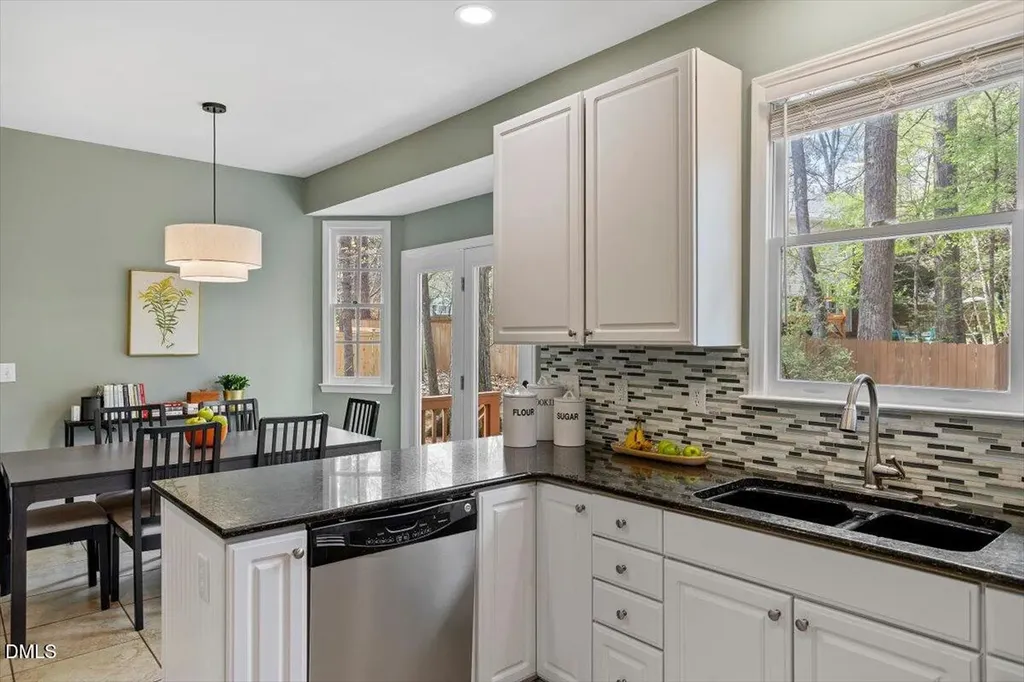 203 Cobblestone Drive Chapel Hill NC 27516