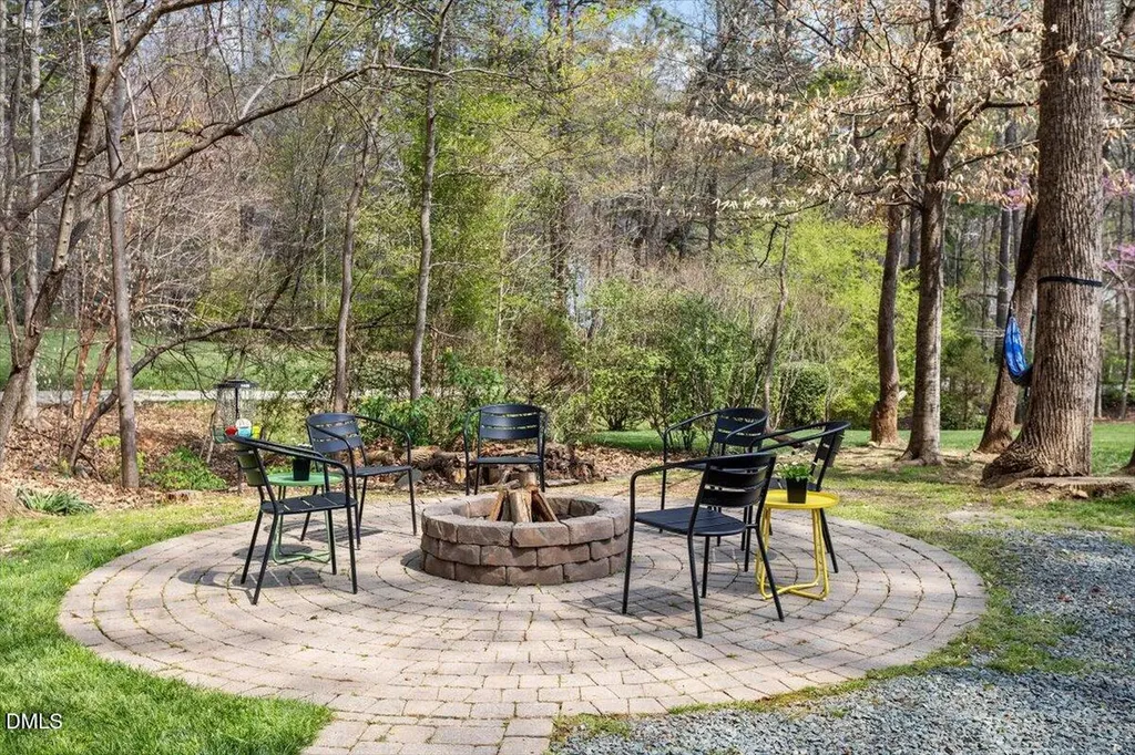 203 Cobblestone Drive Chapel Hill NC 27516