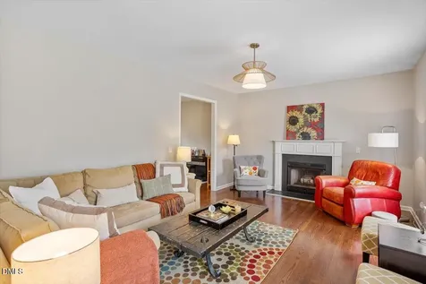 203 Cobblestone Drive Chapel Hill NC 27516