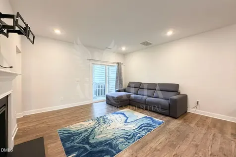 1306 Farm Pond Trail Durham NC 27703