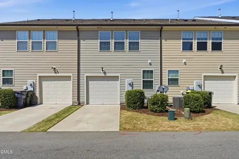 1717 Shady Oaks Drive Wendell NC 27591