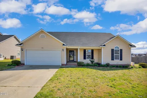 1961 Yellowbrick Road Fayetteville NC 28314