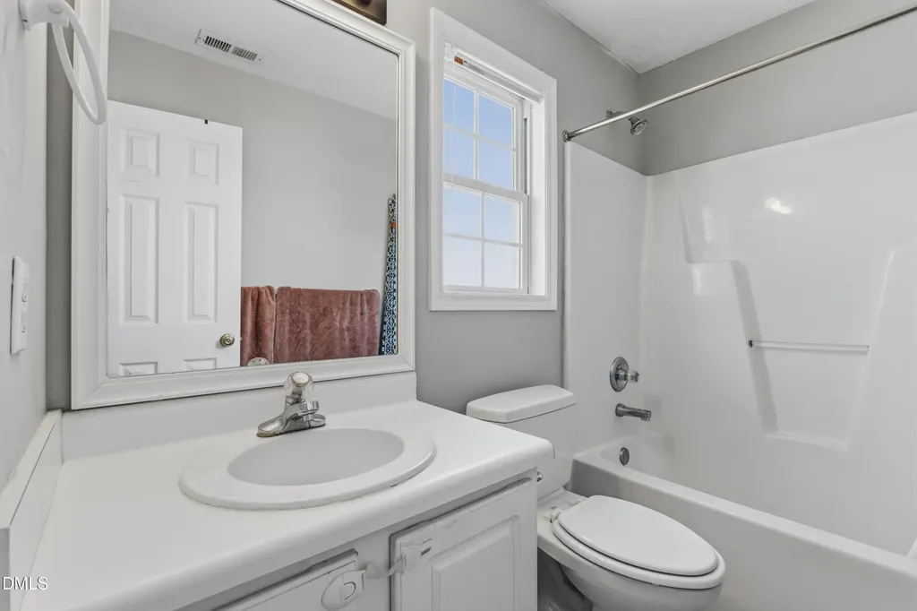 4729 Windbreak Lane Raleigh NC 27616