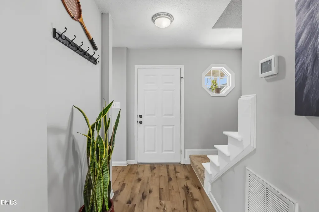 4729 Windbreak Lane Raleigh NC 27616