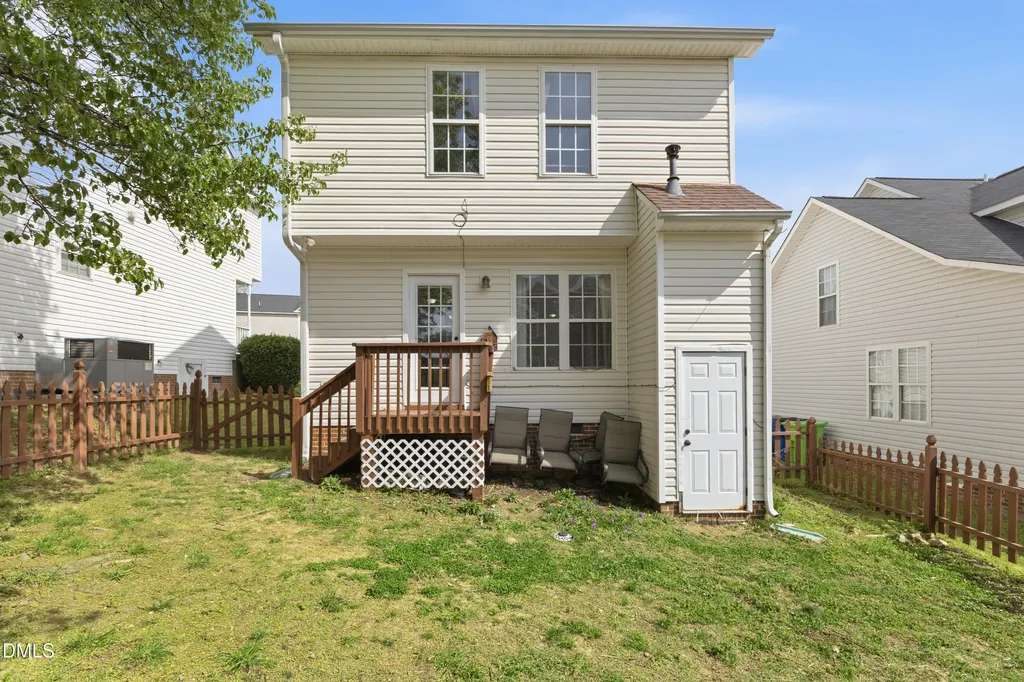 4729 Windbreak Lane Raleigh NC 27616
