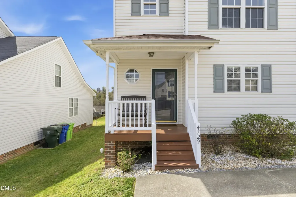 4729 Windbreak Lane Raleigh NC 27616