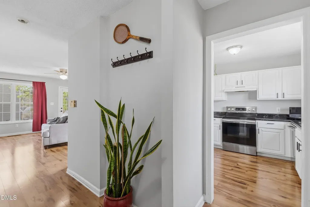 4729 Windbreak Lane Raleigh NC 27616