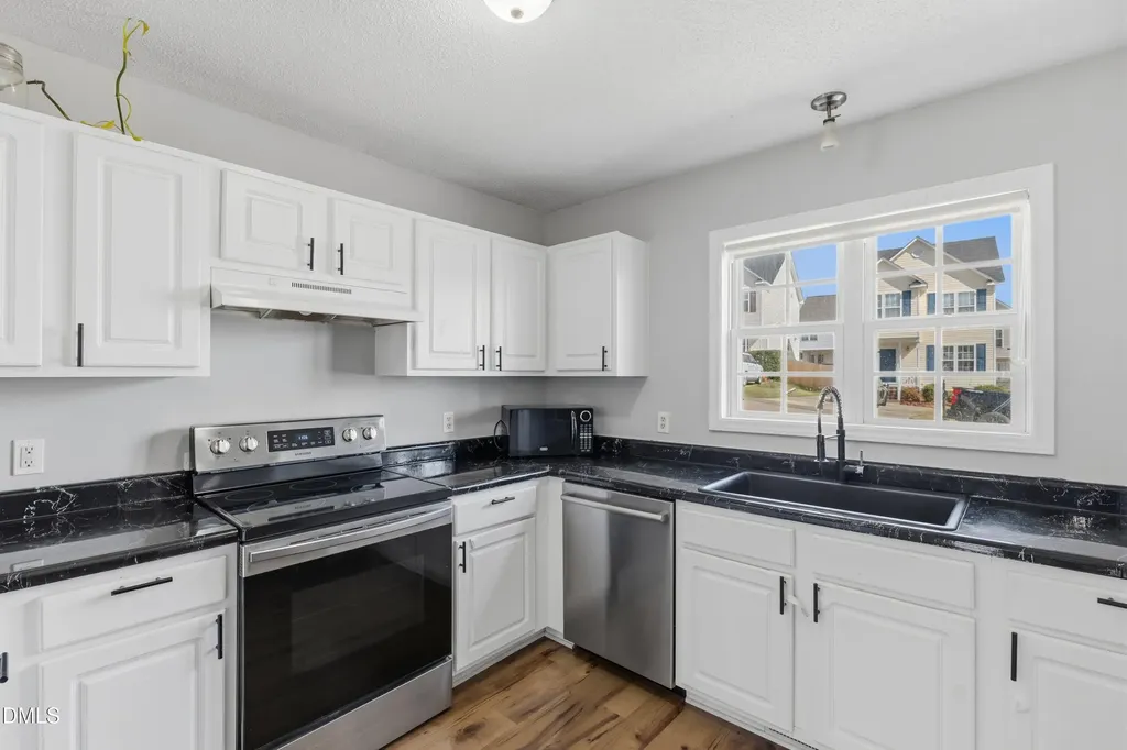 4729 Windbreak Lane Raleigh NC 27616