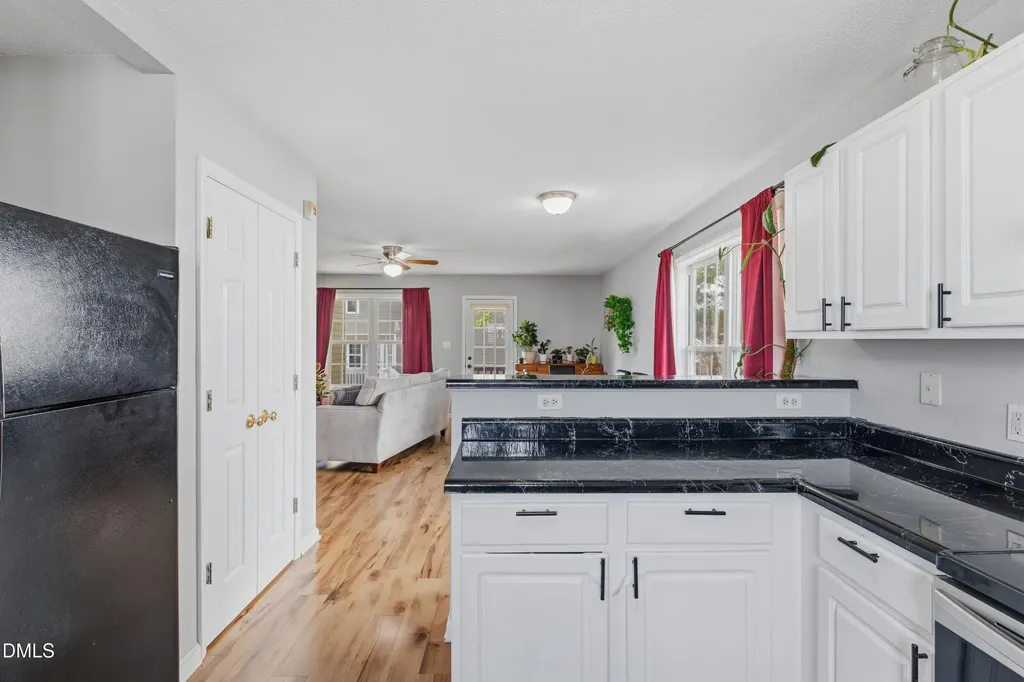 4729 Windbreak Lane Raleigh NC 27616