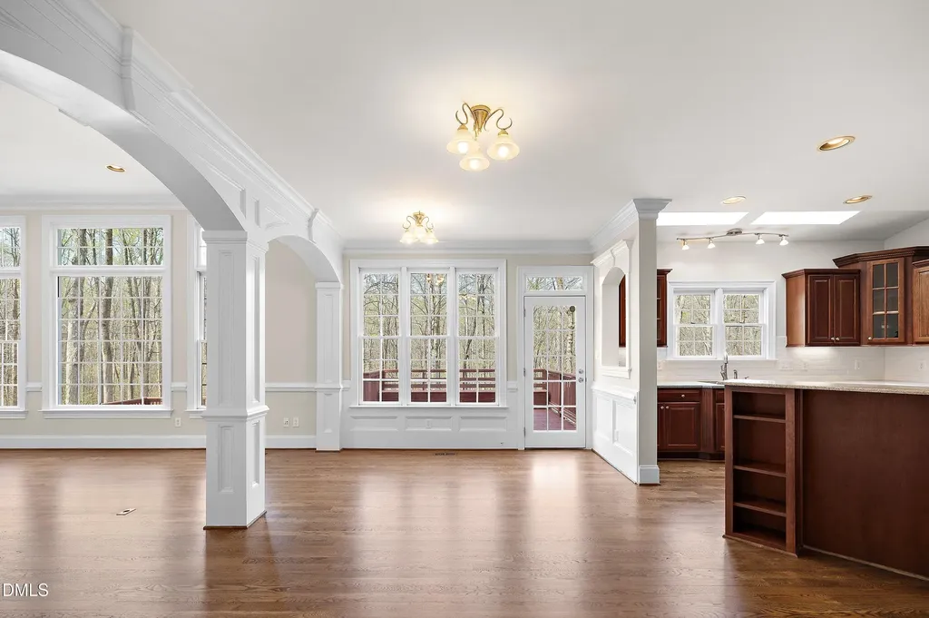 1525 Eglantyne Court Raleigh NC 27613