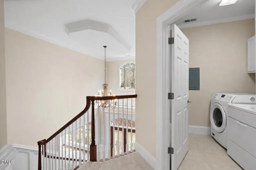 1525 Eglantyne Court Raleigh NC 27613