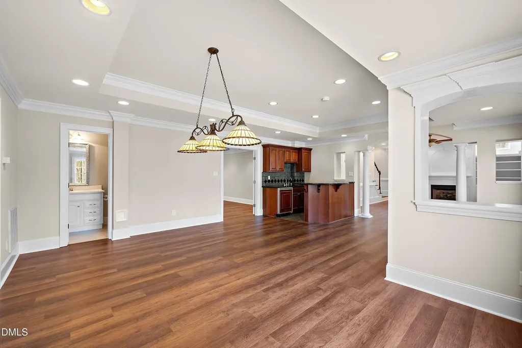 1525 Eglantyne Court Raleigh NC 27613