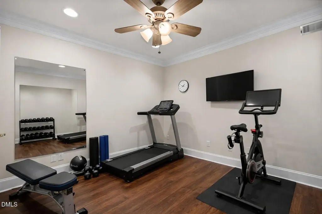 1525 Eglantyne Court Raleigh NC 27613