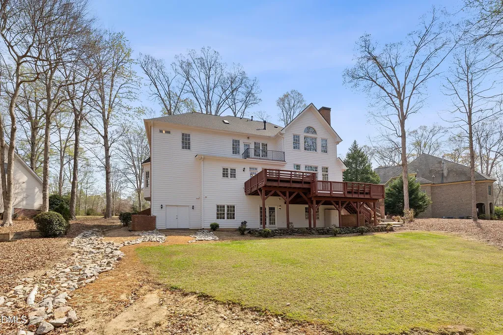 1525 Eglantyne Court Raleigh NC 27613
