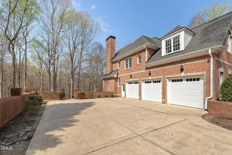 1525 Eglantyne Court Raleigh NC 27613
