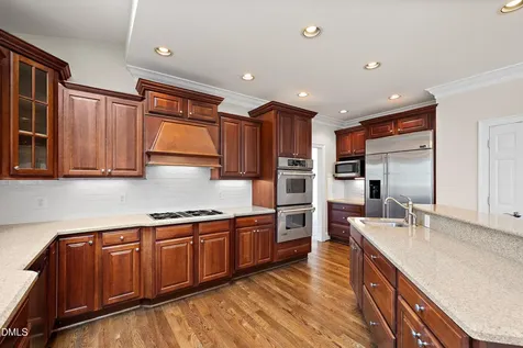 1525 Eglantyne Court Raleigh NC 27613
