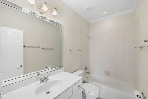 1525 Eglantyne Court Raleigh NC 27613