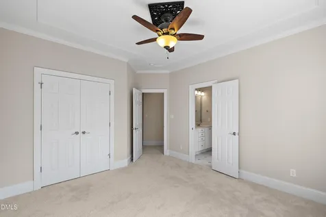 1525 Eglantyne Court Raleigh NC 27613