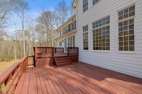 1525 Eglantyne Court Raleigh NC 27613