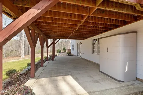1525 Eglantyne Court Raleigh NC 27613