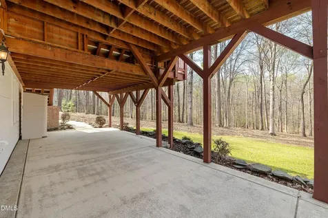 1525 Eglantyne Court Raleigh NC 27613
