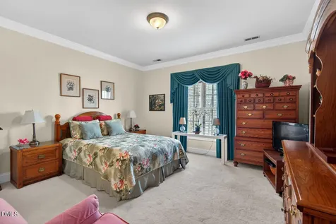 5 Moss Creek Court Durham NC 27712