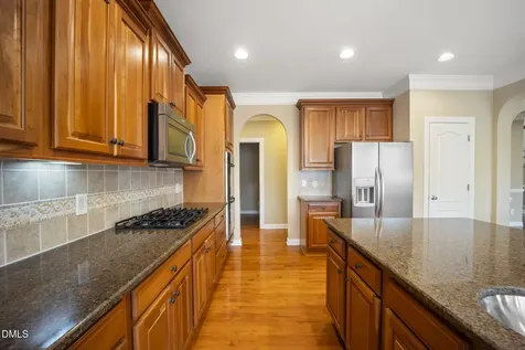5402 Sutteridge Durham NC 27713