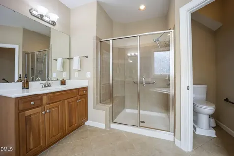 5402 Sutteridge Durham NC 27713