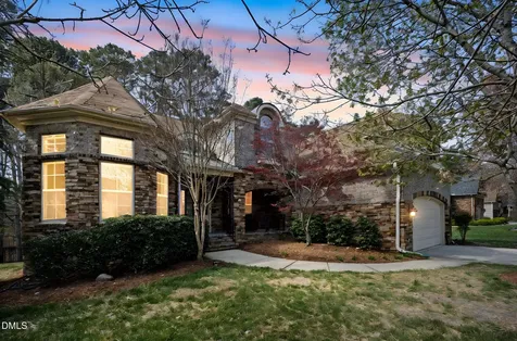 5402 Sutteridge Durham NC 27713