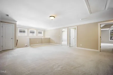 5402 Sutteridge Durham NC 27713