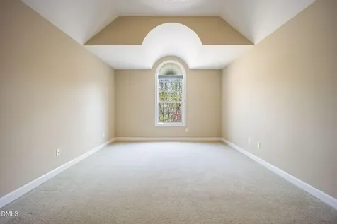 5402 Sutteridge Durham NC 27713