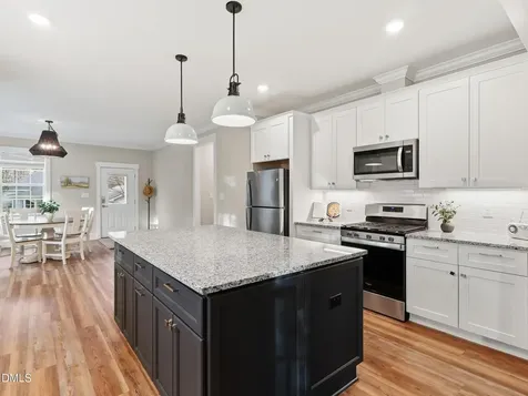 129 E Chestnut Avenue Wake Forest NC 27587