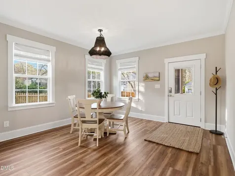 129 E Chestnut Avenue Wake Forest NC 27587