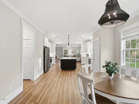 129 E Chestnut Avenue Wake Forest NC 27587
