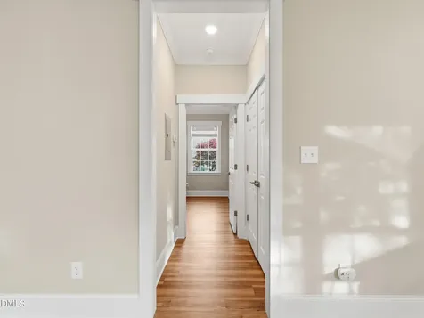 129 E Chestnut Avenue Wake Forest NC 27587